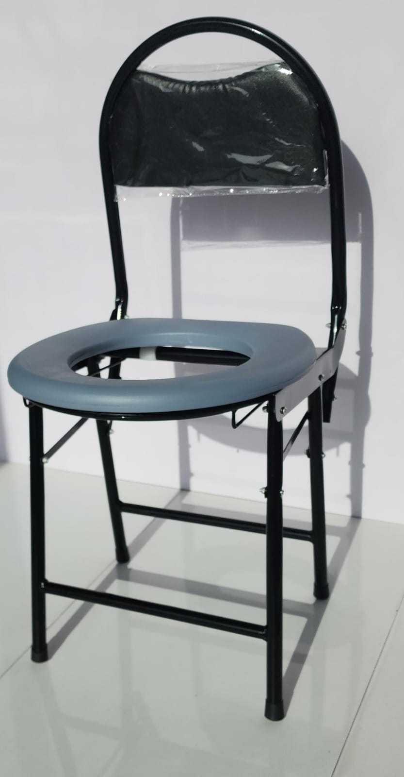 Commode Chair 2042