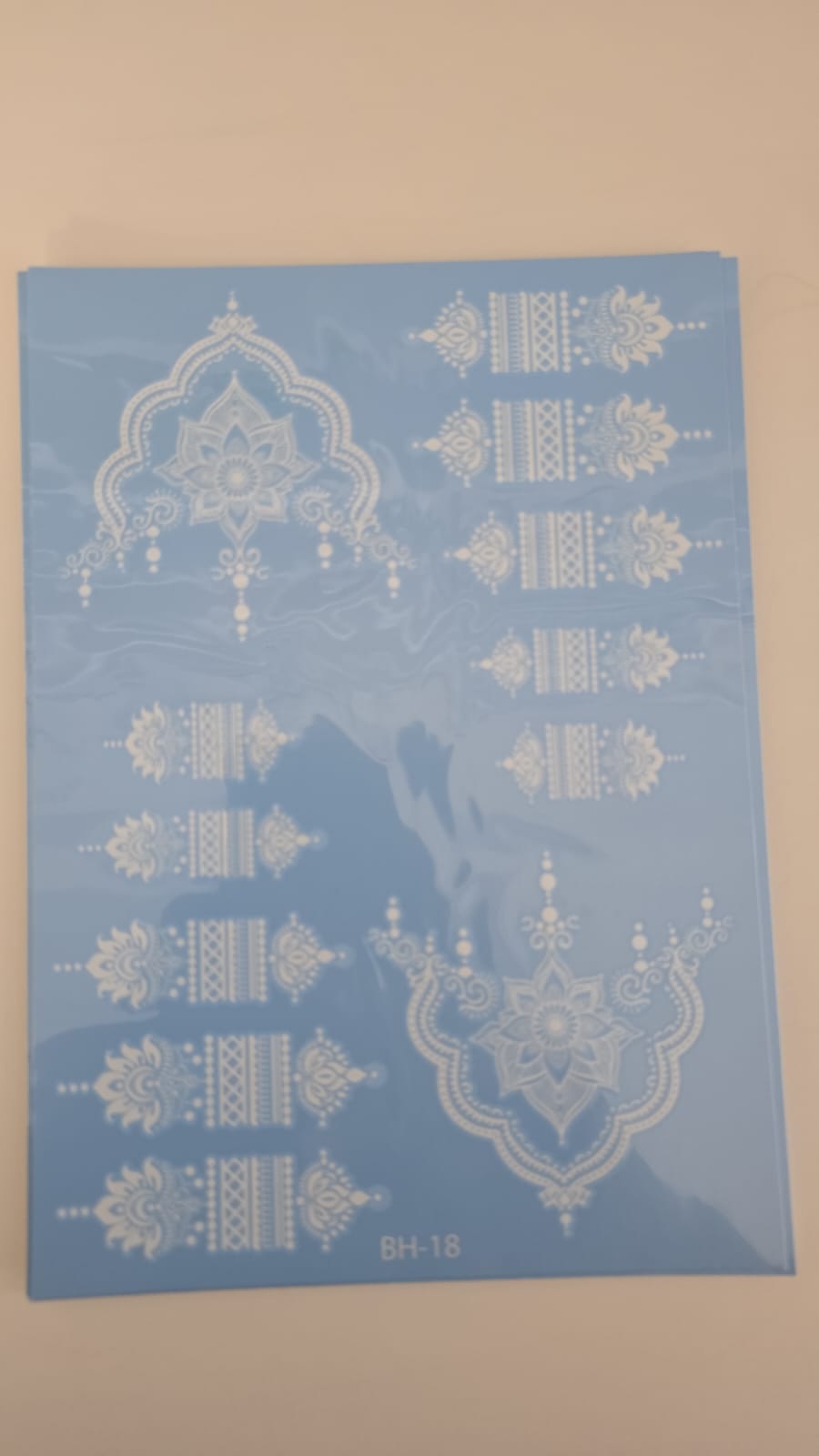 Henna Tattoo WBH-18 white